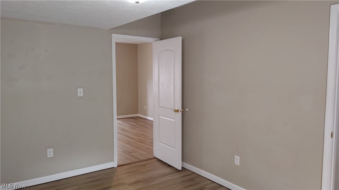 Voris - Residential Lease