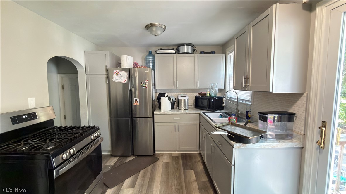 Crawford Realty Cos Maple Heights - Residential