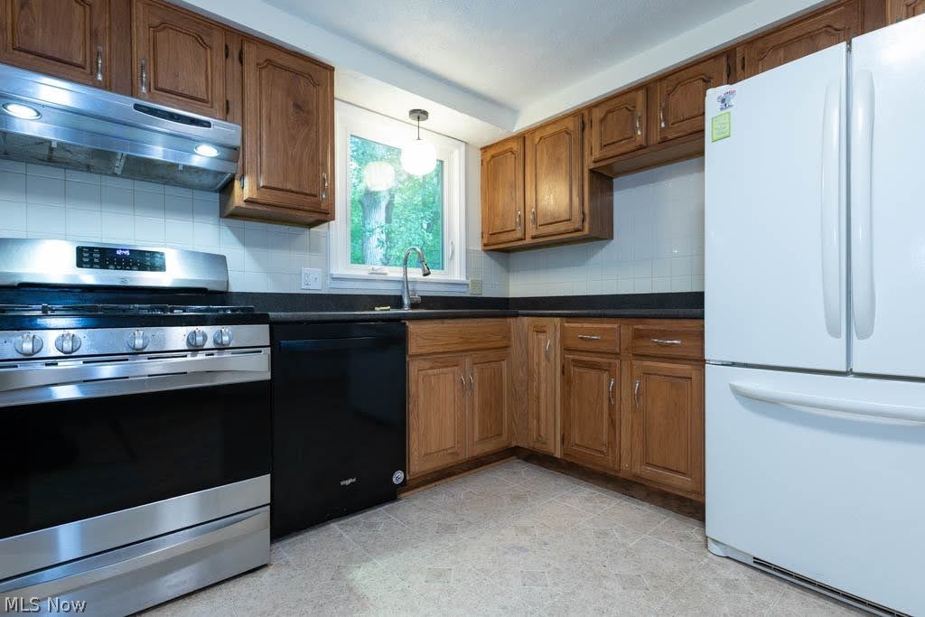 Aurora Shores Sub #10 - Residential