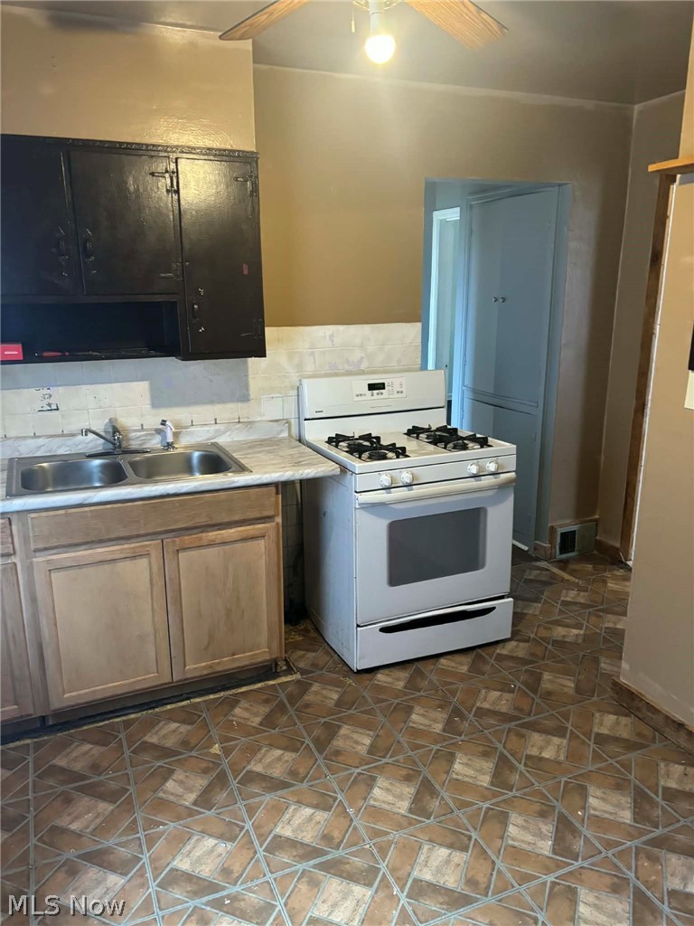 City/Youngstown - Residential