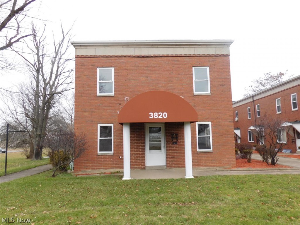 This 2 Bedroom/1 Bath townhouse style apartment is located in Austintown.  There is a living room, a dining area, a kitchen with a stove and refrigerator which the tenant maintains.  There is a basement with a washing machine provided that tenant maintains and there is a connection for a dryer.  Tenant has a parking space in the carport.  Monthly rent is $600.00 which includes water, sewer, trash and landscaping.  The tenant is responsible for the gas and electric bills.