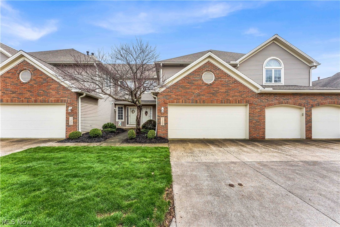 English Lakes Condo - Residential