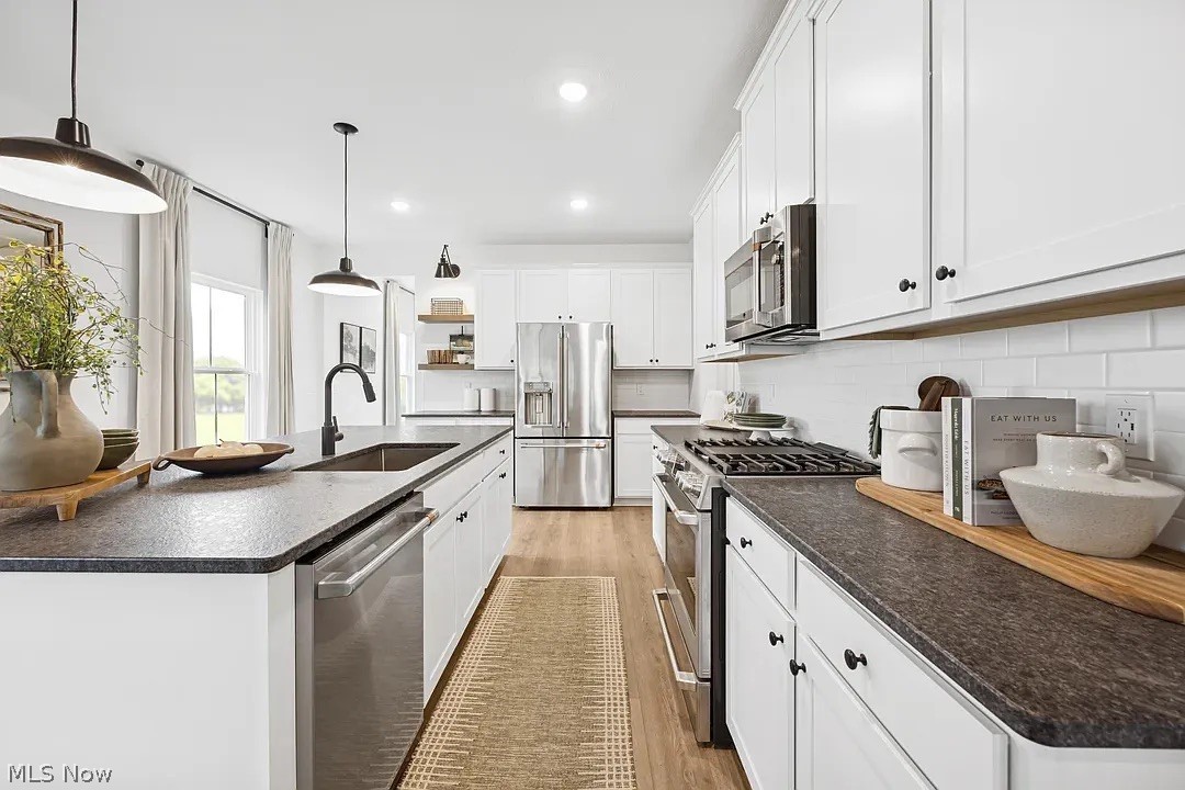 Aspire at Shepherds Glen - Residential