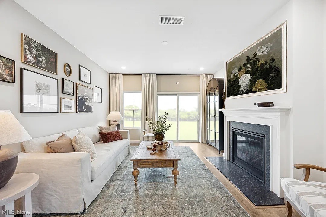 Aspire at Shepherds Glen - Residential