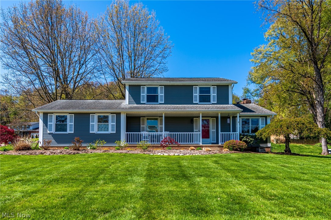 Perfectly located in Lake school district this well maintained colonial is sure to please!  This home offers bright and inviting rooms that make entertaining a breeze. Spacious kitchen and dinette area that opens to an enclosed patio that you can enjoy day or night! Lots of updates throughout and ready to move in and make your own.  Home Warranty Included! Don't miss this one, it will go fast!