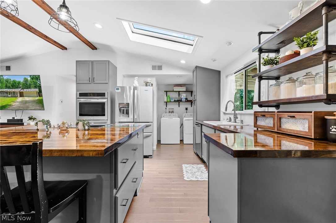Valley Brook Vill - Residential