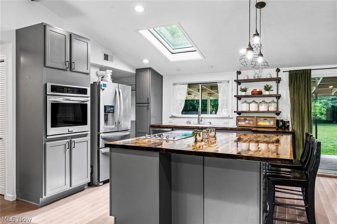Valley Brook Vill - Residential