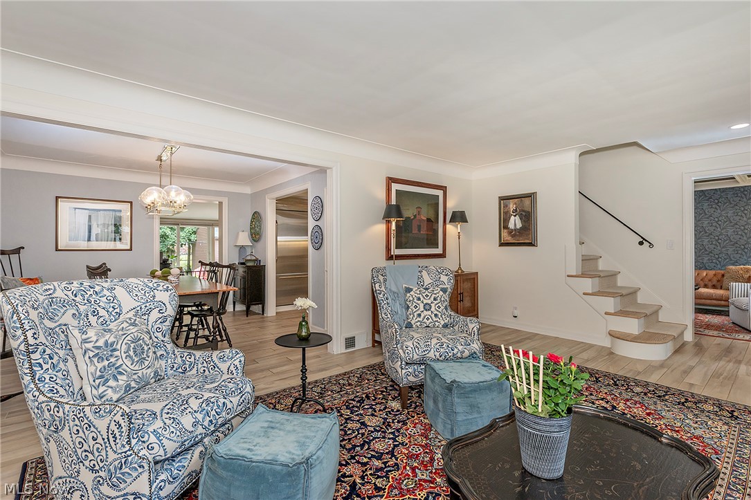 Rapid Transit Land Sales Compa - Residential