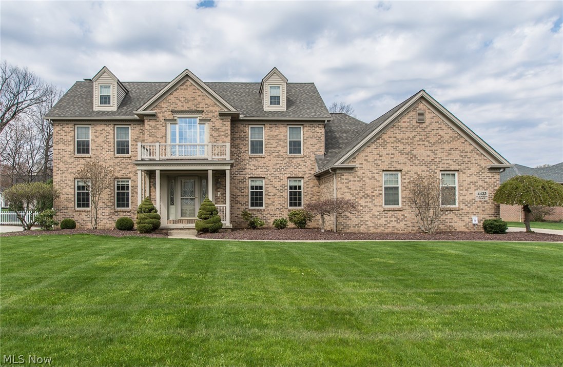 Here is your opportunity to live in one of the nicest homes in one of Canfield's best neighborhoods.  Curb appeal will catch your attention as you pull into the drive and the quality & character throughout the property will not disappoint.  Four bedrooms, 2.5 baths, full basement with enormous rec room.  Fantastic 3/4 season room with surrounding sliding doors.  Too much to mention here...must see!