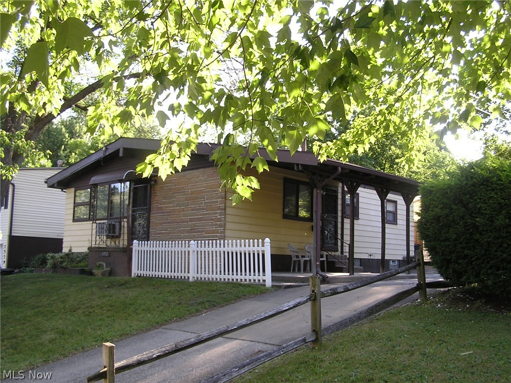 Castle Village - Residential