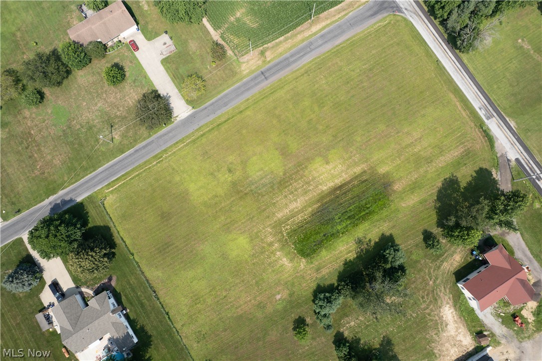 Suffield - Land