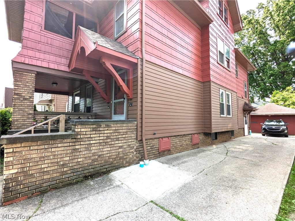 East Shore Park - Residential Income