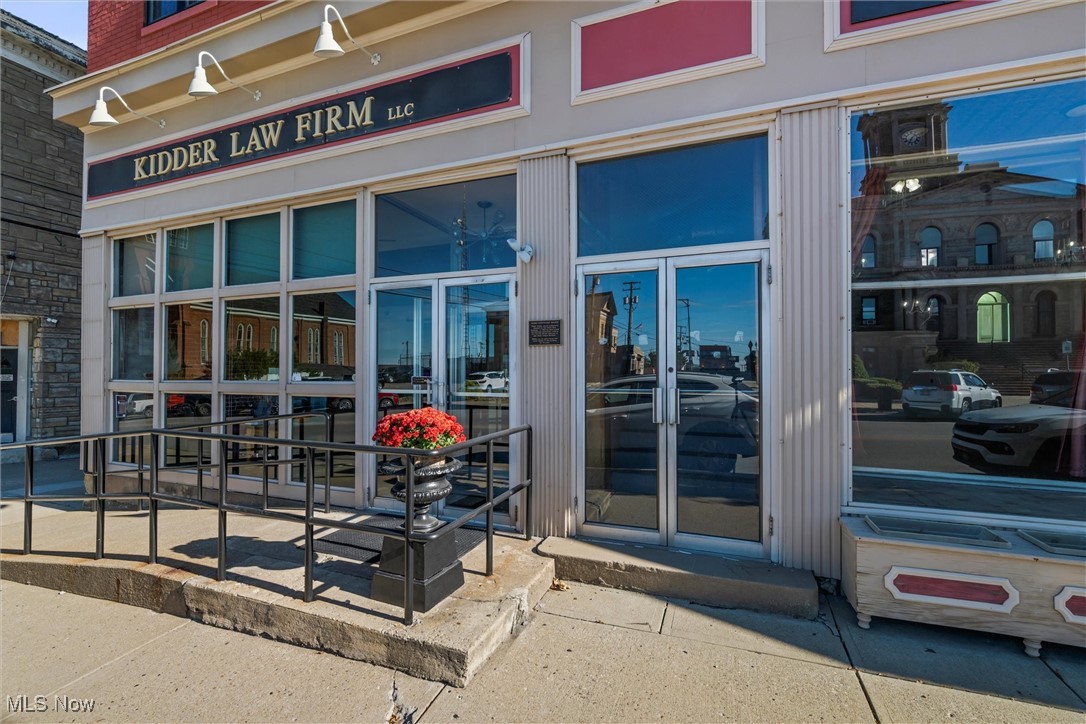 Cadiz Village - Commercial Sale