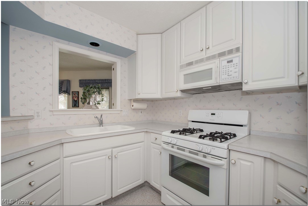Parkside Condominiums - Residential
