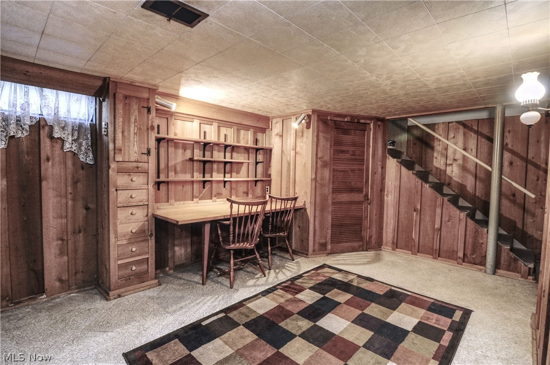Barberton Realty Cos West Sid - Residential