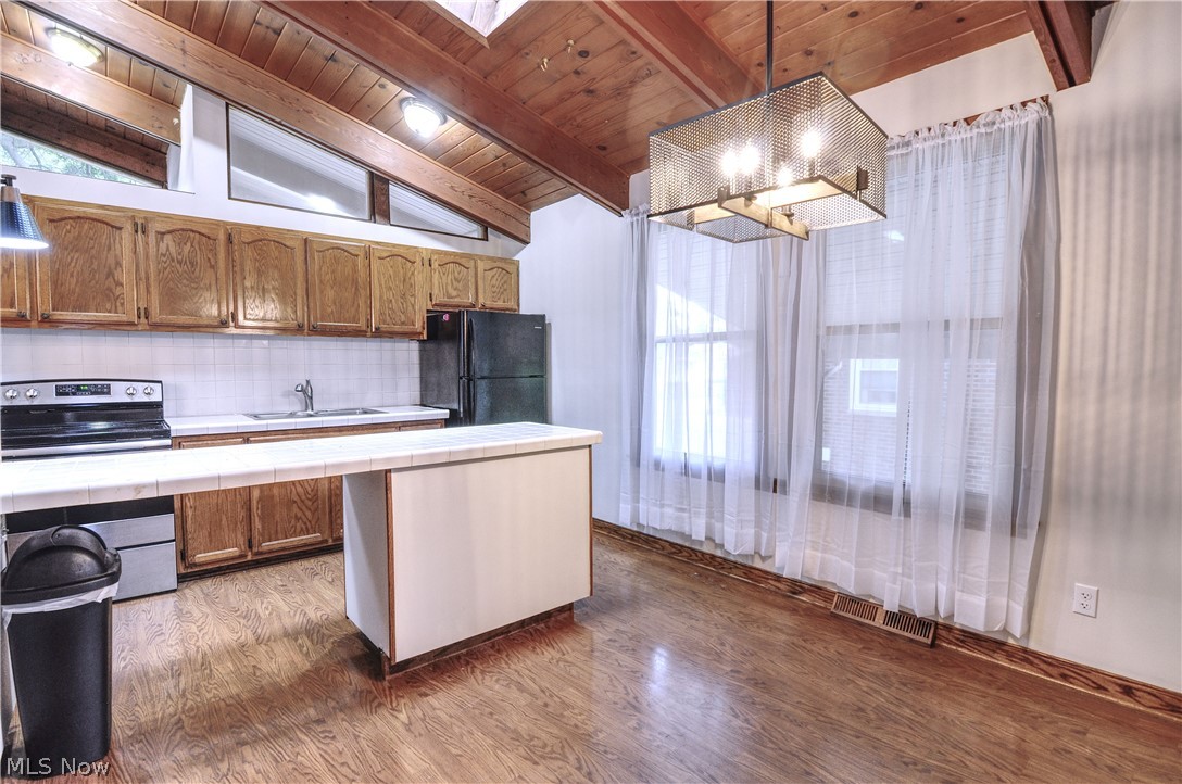 Barberton Realty Cos West Sid - Residential