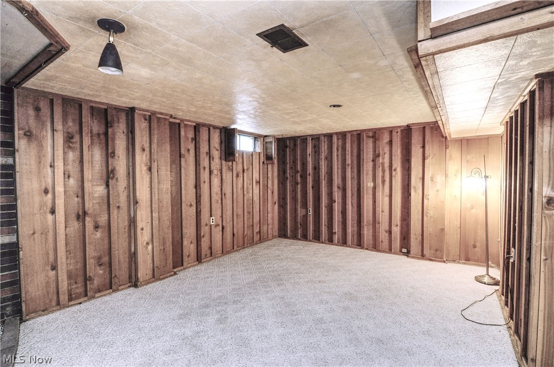 Barberton Realty Cos West Sid - Residential