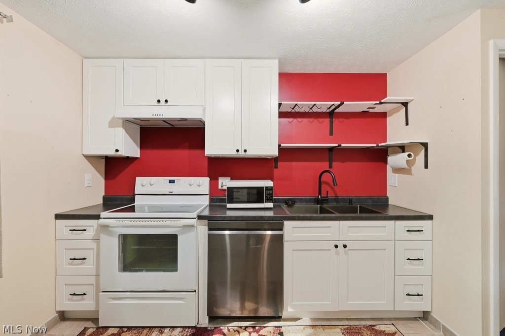 Captains Quarters Condo - Residential