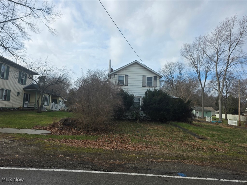 Attentional all investors.  Great opportunity.  Needs a lot of work.  Great potential. Great Location.  Walking to Canal - Downtown. Check this out!  The property is sold As-Is, Where-Is. Seller has no knowledge, buyer should perform their due diligence and make their own assessments. Seller does not prorate taxes or pay any delinquent taxes. Buyer assumes all closing and deed costs. Seller financing available.