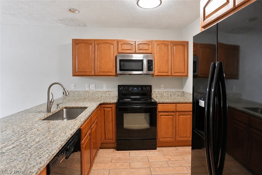 Forest View Xings Condo Ph 02 - Residential