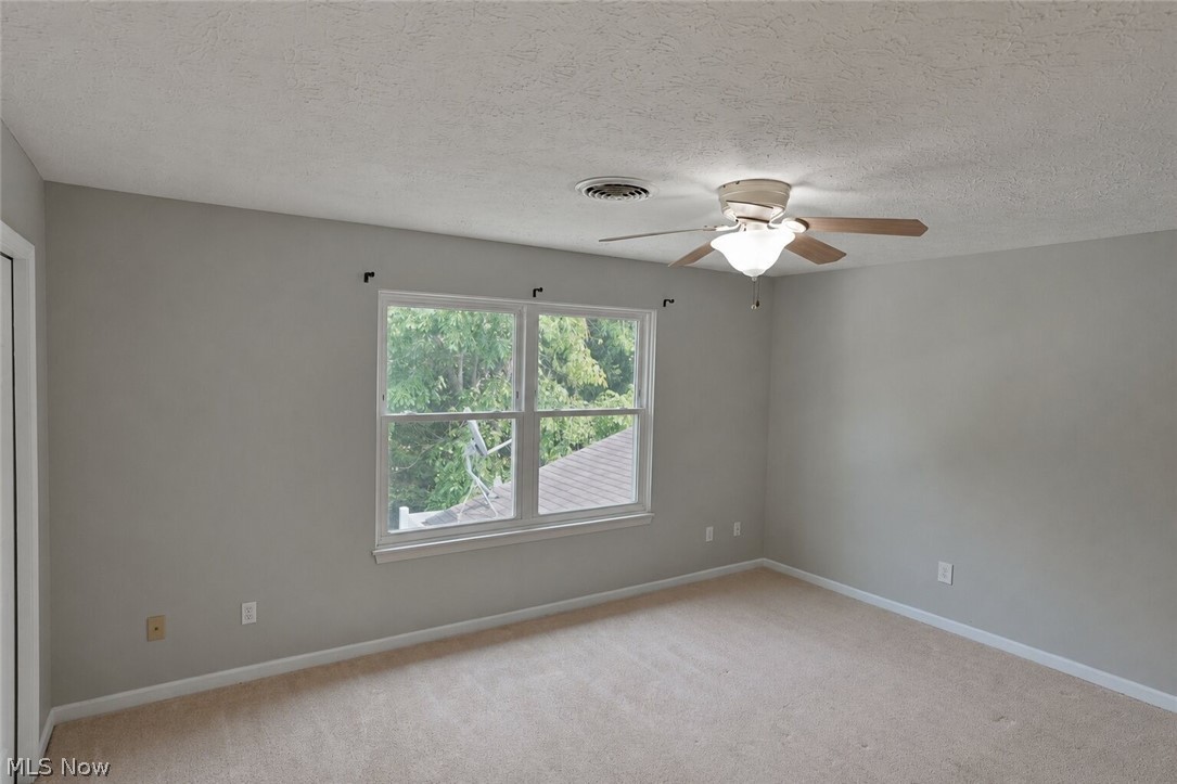 Forest View Xings Condo Ph 02 - Residential