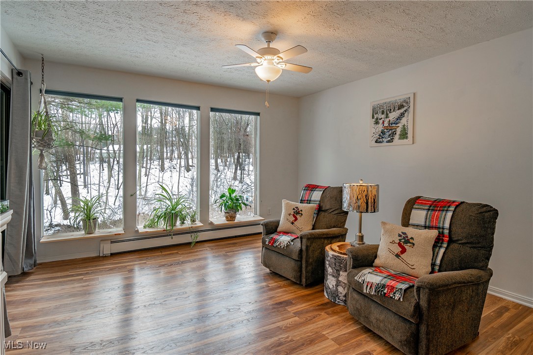 Pine Mill Rdg Condo Estates #4 - Residential