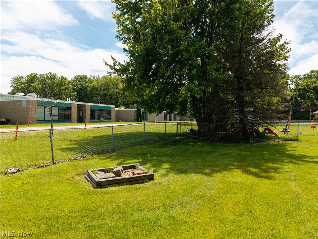 Middlebrook Blvd - Residential