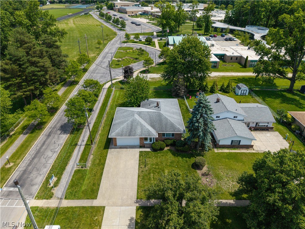 Middlebrook Blvd - Residential