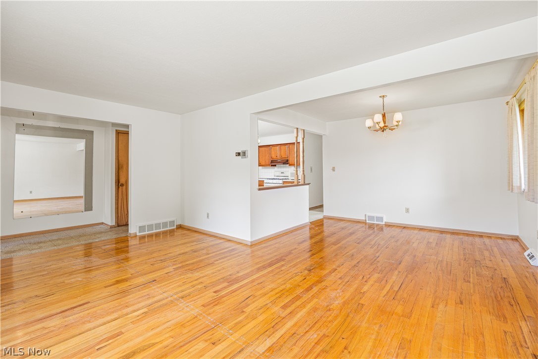 Middlebrook Blvd - Residential