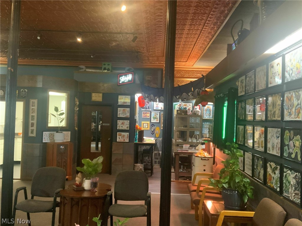 City/Massillon - Commercial Sale