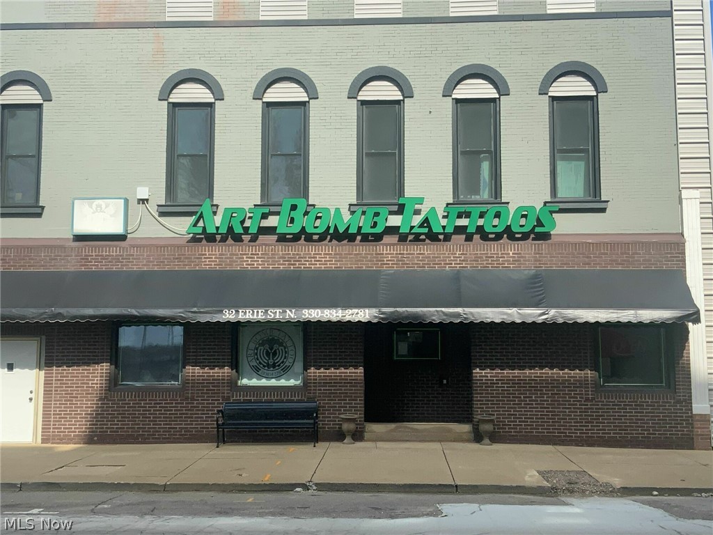 Discover an exceptional opportunity for retail investment in the heart of Massillon with this impressive property. Boasting a 5,915
square foot building, this prime retail space offers versatility and ample room for a wide range of businesses. There is 3000 sq retail on the first floor and second floor has apartment framed outand ready for finish work. The electric and hvac are completed. It is nearly 3000 sq ft of apartment space. The space just needs drywall and flooring to be a large and beautiful apartment. Built in 1900 and carefully maintained, the property exudes historic charm while offering modern amenities. Zoned B2, it is perfectly positioned for retail or street retail ventures. With an ideal location in the Massillon area, this property presents a strategic investment in a thriving commercial hub. Don't miss the chance to make your mark in this dynamic market with this remarkable property.