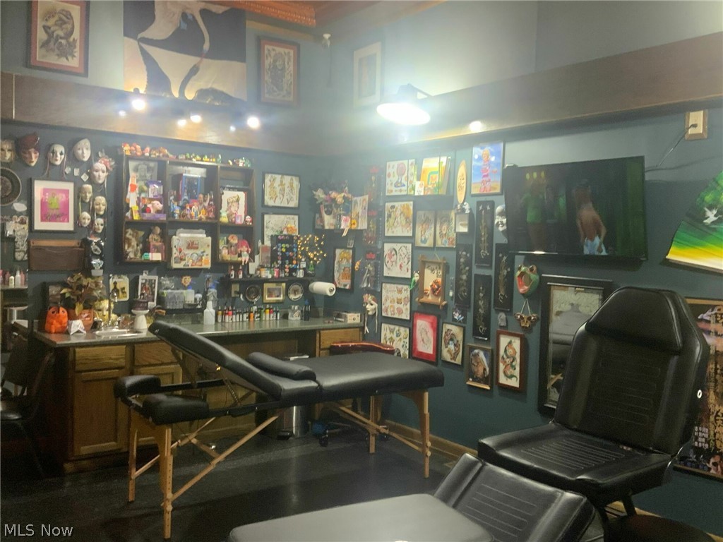 City/Massillon - Commercial Sale