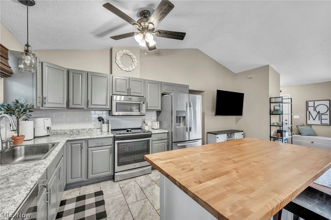 Center Ridge - Residential