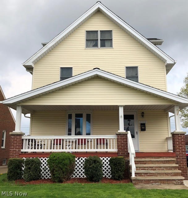 Welcome home to this wonderful updated Colonial in the heart of Parma. Over 2000 sq ft, 4 bedrooms and 3 updated FULL BATHS! Walk in to freshly painted home, a formal dining room, updated kitchen with all appliances staying. Second Floor has 3 bedrooms and One Full Bath, 3 floor has a large bedroom and full bath and dedicated area that can be used a dressing area. Basement is finished with a full bath and a dedicated laundry area. Newer roof, vinyl siding, duct work, furnace, central air, hot water tank, wiring, plumbing, drain pipes, Anderson windows, sliding glass door, insulation, glass block windows.....  Call today for you private showing before it's GONE! Minutes away from 480 and Shopping!
