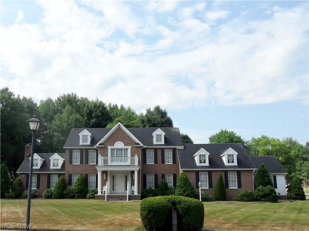 Chenoweth Country Club - Residential
