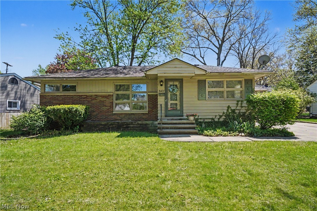 Welcome to this 3-bedroom, 1-bath ranch located in the North Haven subdivision of Cuyahoga Falls. This home offers a functional layout with easy one floor living, an attached one-car garage and a fully fenced backyard—perfect for pets, play, or outdoor entertaining. Inside, you’ll find a bright living space with plenty of natural light, along with mostly updated windows throughout the home (with the exception of the front). The layout provides a great foundation for everyday living, while offering a true blank canvas for buyers ready for your updates, style and vision. Conveniently situated near schools, shopping, dining, and everyday amenities, this home combines location, potential, and value—an excellent opportunity for first-time buyers, downsizers, or investors alike. Packed with potential. Schedule your showing today