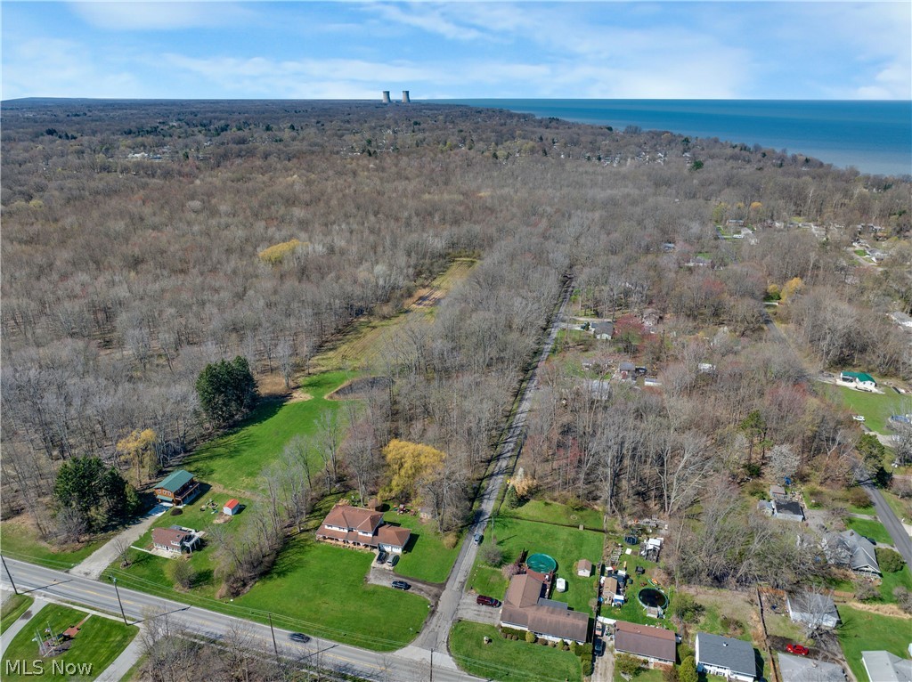 Madison-On -The-Lake - Land