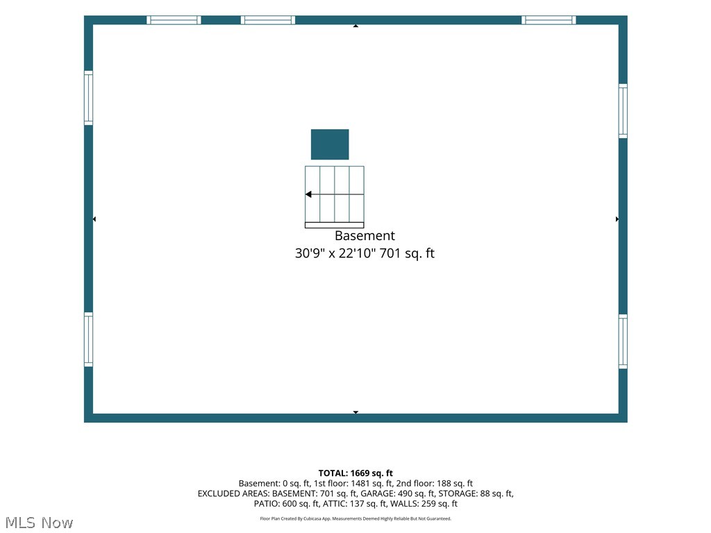 Main image without alt text