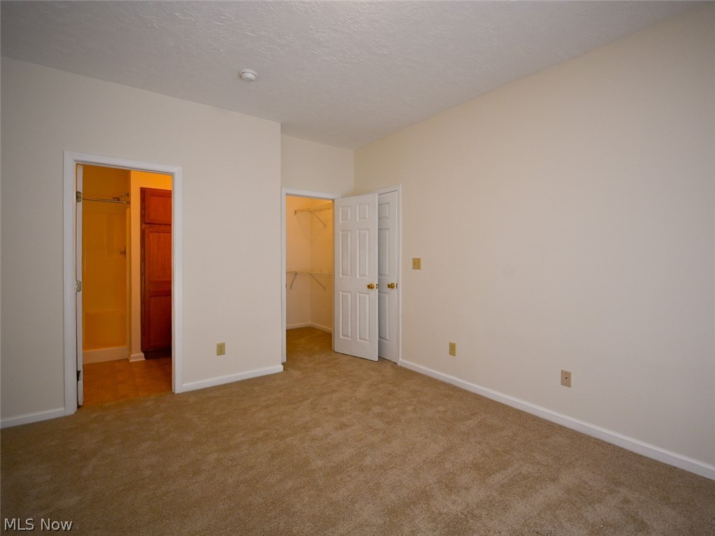 Woodland Chase Eastwood Condo - Residential