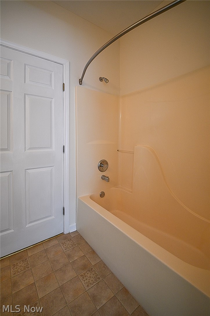 Woodland Chase Eastwood Condo - Residential