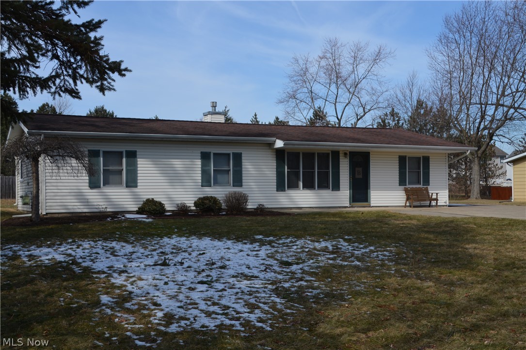 This three bedroom ranch on .37 of an acre is ready for you to move in to.  It is a great home for the first time home buyer or someone looking to downsize. The 30 x 25 detached garage has room for 2 cars plus extra room for a workshop. The large backyard is perfect for those summer activities. Close to I-71 and the center of Brunswick.