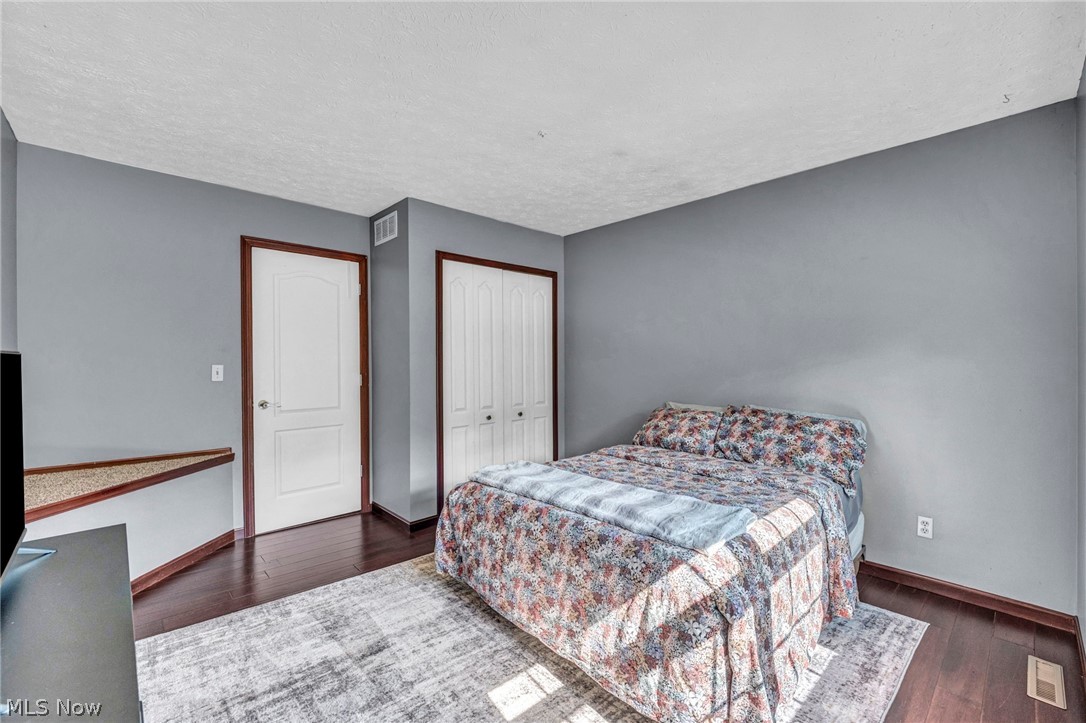 Shenandoah Vill - Residential