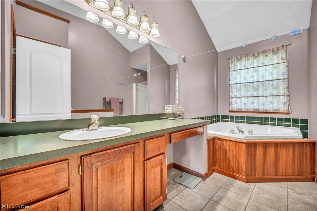 Shenandoah Vill - Residential