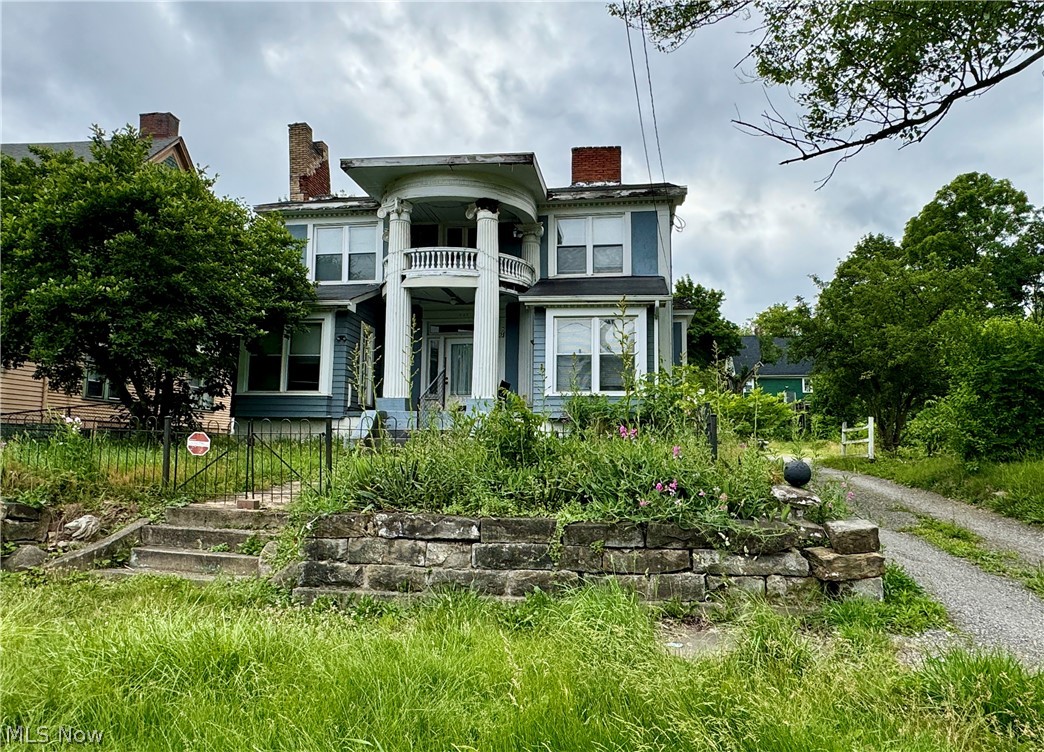 City/Youngstown - Residential Income