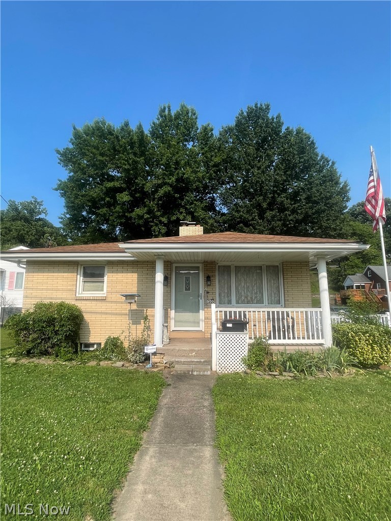Don’t miss this conveniently located ranch style home in the heart of Wellsburg, West Virginia. This property offers plenty of space and potential, making it a great opportunity for homeowners to make it their own!
Property Features:3 bedrooms,1.5 bathrooms, First-floor laundry for added convenience, Large basement with ample storage space, Bonus recreational room ready for your finishing touches, featuring a cozy fireplace, Double-sided deck, perfect for relaxing or entertaining, in a convenient location close to local amenities, shopping, schools, and major routes.

Call and schedule a viewing today!