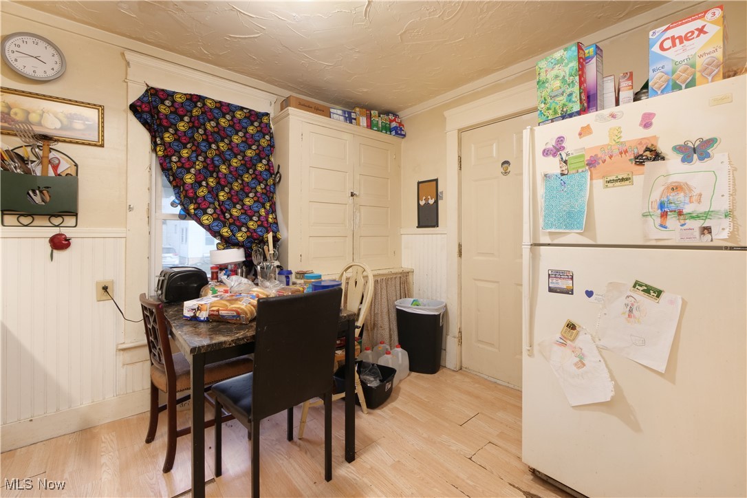 Barb - Residential