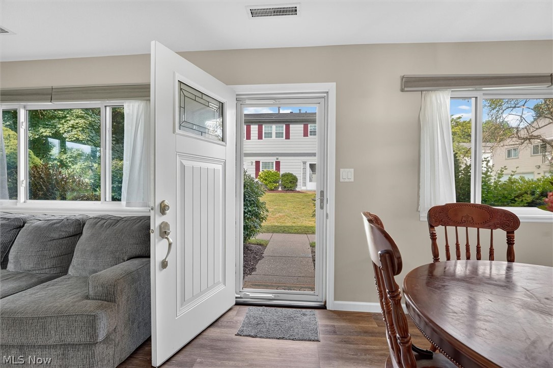 Country Club Apt Homes North Condo - Residential