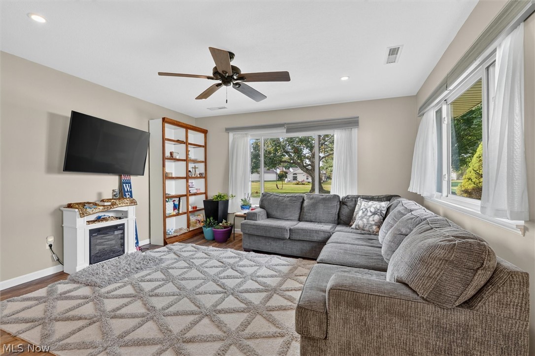 Country Club Apt Homes North Condo - Residential