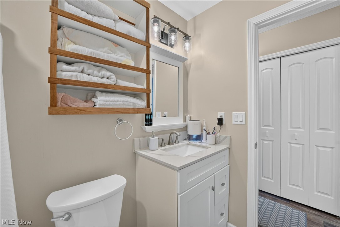 Country Club Apt Homes North Condo - Residential