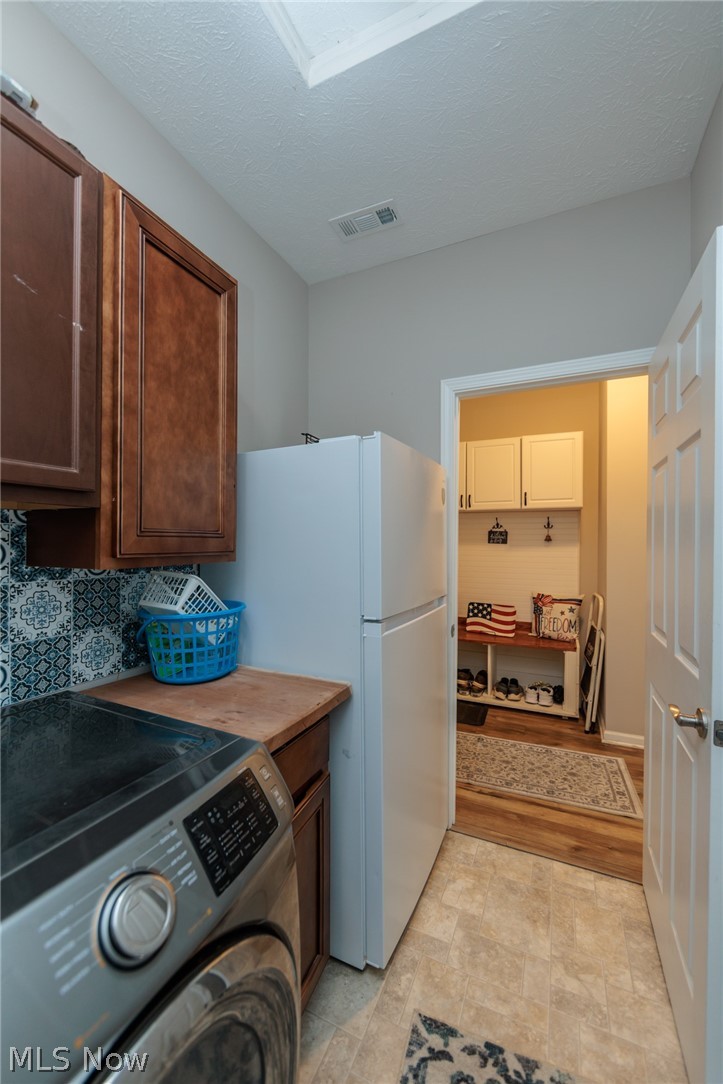 Four Seasons/Chestnut Rdg Sub 55+ - Residential